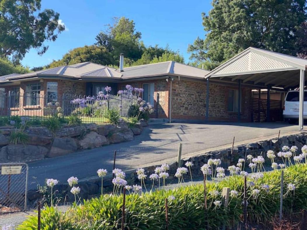 Adelaide Hills Escape Hotel Woodside Exterior photo