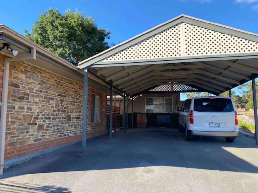 Adelaide Hills Escape Hotel Woodside Exterior photo